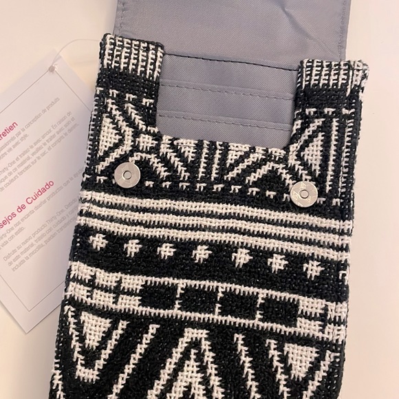 New! Thirty-one call me crossbody-rio weave - Picture 2 of 4